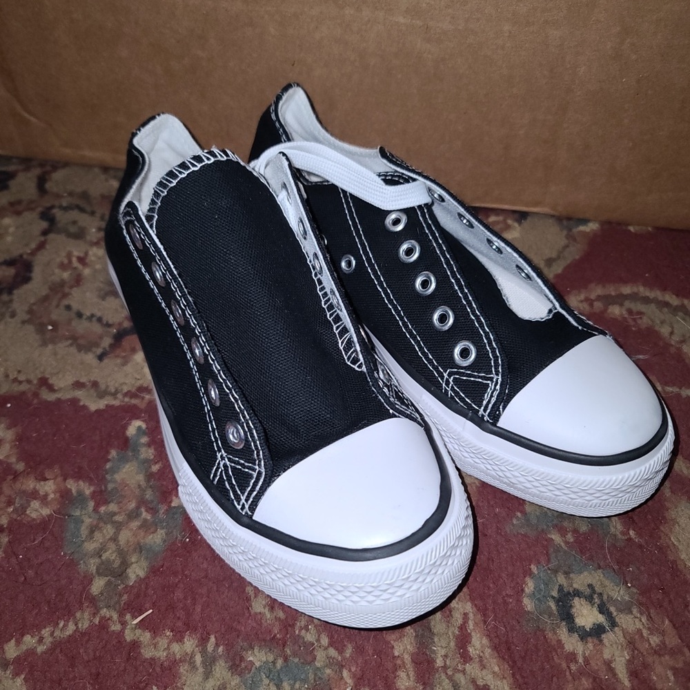 Never worn